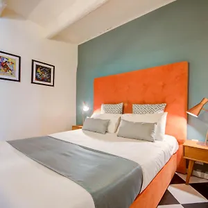 https://the-house-in-old-mint-street.hotelssaintjulians.com